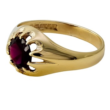 9ct gold Garnet Ring size P